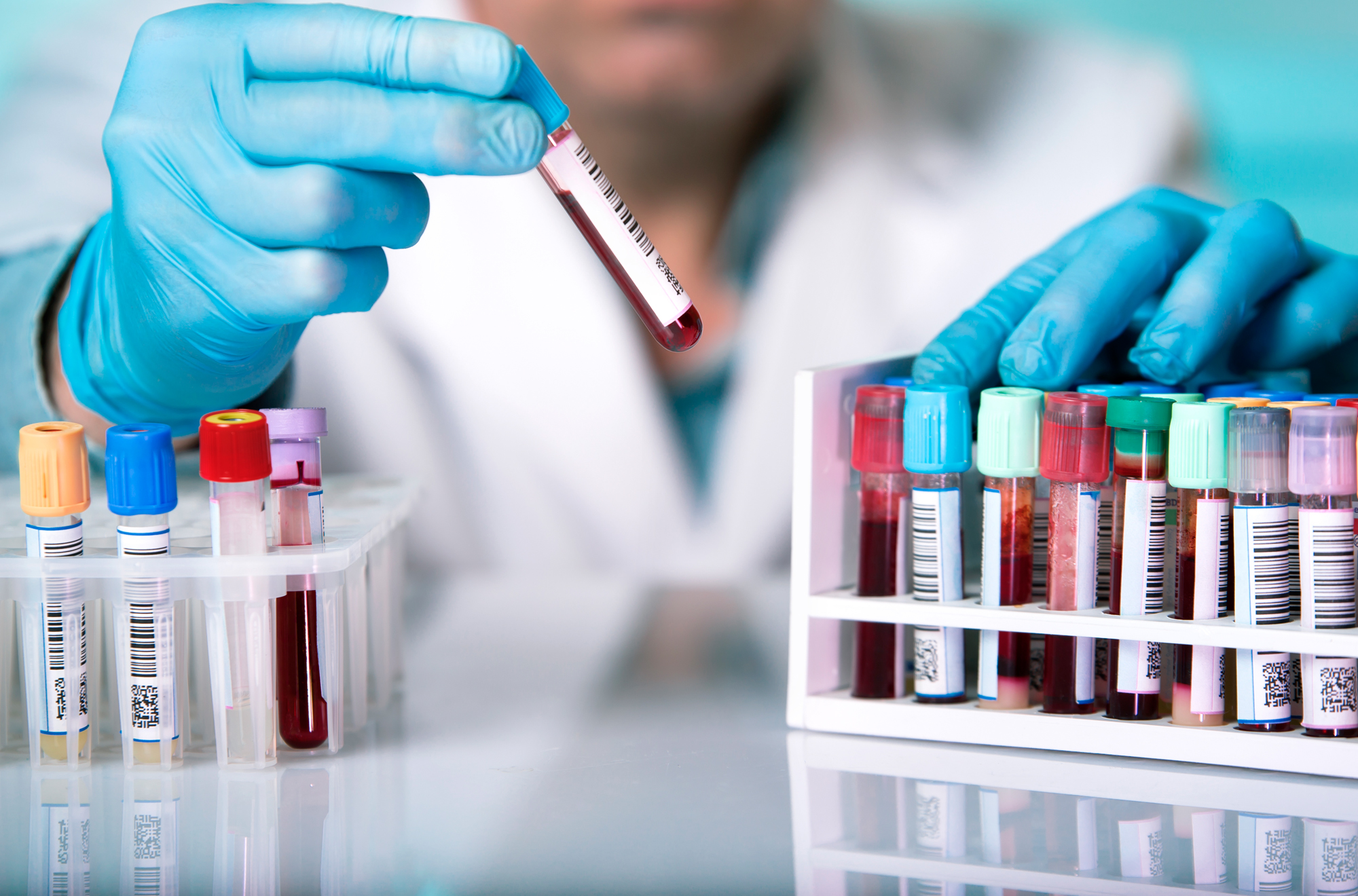 Deduce tu visita al laboratorio clínico - Facture App